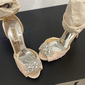 BADGLEY MISHCHKA STONED HEELS